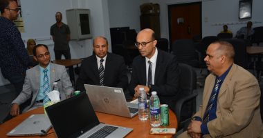 رئيس جامعة أسيوط يشهد ختام فعاليات الدورة التدريبية لإعداد المعلم الجامعى