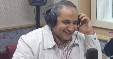 الإذاعى محمد جمعة فى حوار خاص مع "اليوم السابع": بداية عملى بالإذاعة كانت بالإعداد ومراجعة النصوص الإذاعية.. وحرصت على تعديل تصنيفى بعد اجتياز اختبارات المذيعين لأصبح مذيعا.. ومحمد عويضة أبرز من دعمنى