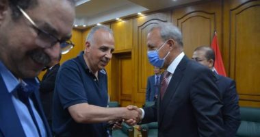 وزير الرى يلتقى محافظ القليوبية ويشارك فى احتفالات المحافظة بعيدها القومى
