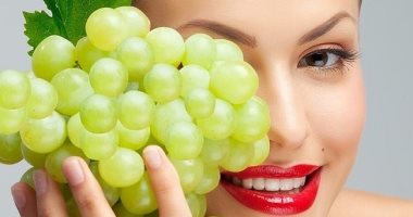 وصفات طبيعية من العنب للعناية بالبشرة.. خلي وشك ينور 