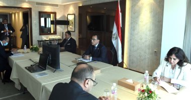 رئيس الوزراء يجتمع مع نظيره اليابانى عبر فيديو كونفرانس ويقدم العزاء فى وفاة شينزو آبي ويؤكد تضامن مصر مع اليابان.. ويدعو القطاع الخاص الياباني لضخ مزيد من الاستثمارات للاستفادة من إجراءات تحسين مناخ الاستثمار