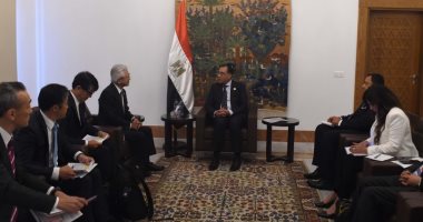 رئيس الوزراء يلتقى وفد القيادات التنفيذية لشركة "تويوتا تسوشو" اليابانية 