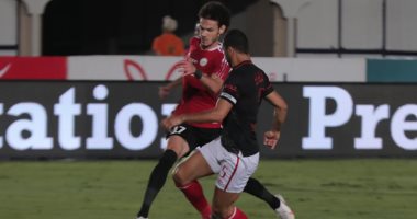 15 دقيقة.. الأهلي يحاول زيارة شباك طلائع الجيش والنتيجة 0/0