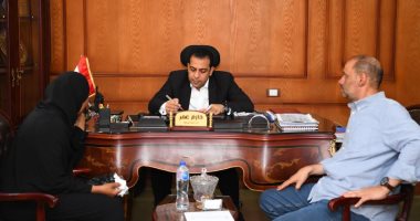نائب محافظ قنا: تفعيل آلية التواصل المباشر مع المواطنين يحقق الشفافية