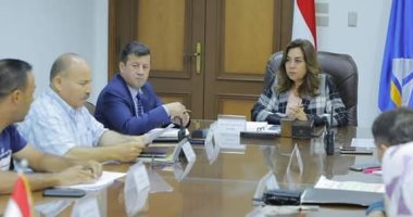 محافظ دمياط تبحث الموقف التنفيذي لمشروعات حياة كريمة 
