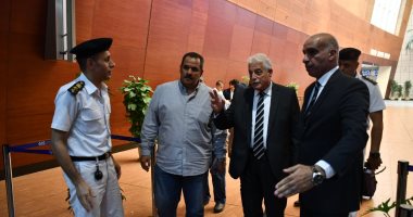 محافظ جنوب سيناء ورئيس المصرية للمطارات يتفقدان تطبيق الهوية البصرية.. صور