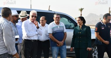 محافظ جنوب سيناء يتابع معدلات التنفيذ لأعمال إنشاء مجمع البنوك والمول التجاري