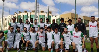 رغم إعتزاله.. منصف يحرص على مساندة لاعبى الاتحاد قبل لقاء المحلة