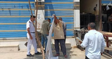 غلق وتشميع 30 نشاطا تجاريا داخل الكتل السكنية بالعاشر من رمضان