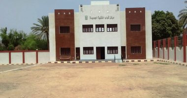 محافظ أسوان يتابع معدلات التنفيذ بـ13 مشروعا بقرية المنشية ضمن "حياة كريمة"