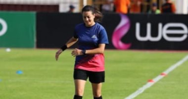 شاهندا المغربى أول حكم ساحة يدير مباراة فى تاريخ الدورى المصرى.. فيديو