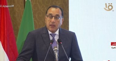 رئيس الوزراء يتفقد معرض "أيادى مصرية" تحت عنوان "بكل فخر.. صنع فى مصر"