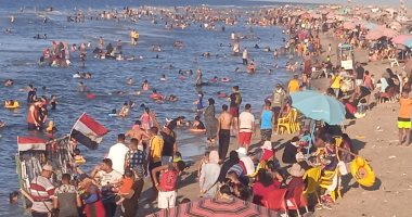 حملات نظافة وتوفير سيارة مركز تكنولوجى متنقلة وصيانة الحدائق العامة بكفر الشيخ
