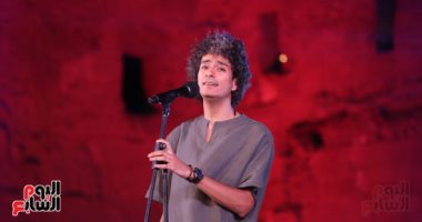 محمد محسن يتألق بأجمل أغانيه فى الليلة قبل الأخيرة من مهرجان القلعة.. صور