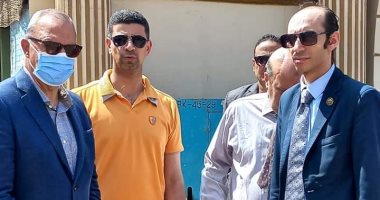 النائب محمد عبد العزيز ومحافظ القليوبية يتابعان أعمال تطوير شارع أحمد عرابى