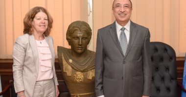 محافظ الإسكندرية يستقبل وفد البنك الأوروبى لإعادة الأعمار والتنمية