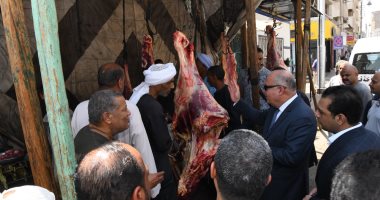 الداودى يتفقد منفذ بيع لحوم محافظة قنا.. بسعر 100 جنيه للكيلو
