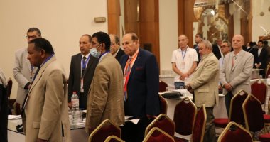 انطلاق فعاليات مؤتمر النقابات الفرعية للأطباء لمناقشة مشاكل تراخيص العيادات ..صور