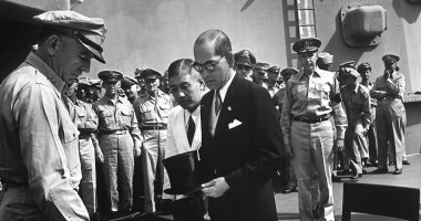من صفحات التاريخ.. استسلام اليابان ينهى الحرب العالمية الثانية عام 1945