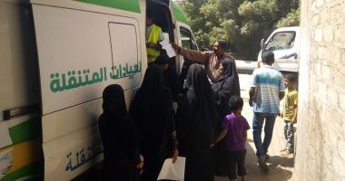 حياة كريمة بقنا.. الكشف على 1300 مواطن فى قافلة طبية مجانية بقرية العزب بدشنا