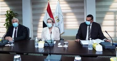 وزراء البيئة والزراعة والتنمية المحلية يبحثون خطة مواجهة نوبات تلوث الهواء الحادة 2022.. ياسمين فؤاد: خطة مواجهة نوبات تلوث الهواء الحادة 2022 تمثل تحدياً جديداً يعكس جهود الدولة لمواجهة التغيرات المناخية.. صور