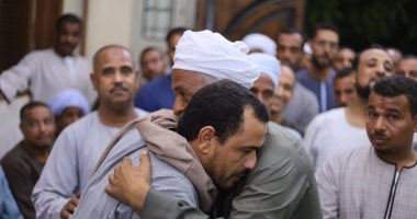 جلسة ودية للصلح بين أهالى قرية الدير بإسنا وقريتي الحجز والشطب بإدفو.. صور