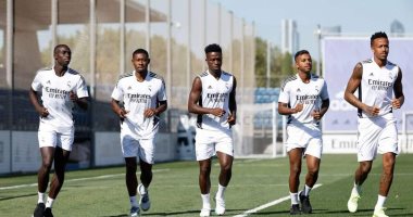 غياب بنزيما عن مران ريال مدريد بعد غلق حساباته على تويتر وإنستجرام
