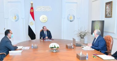 الرئيس السيسي يتابع منظومتى الإنتاج الزراعى والأمن الغذائى على مستوى الجمهورية.. ويوجه بتطوير منظومة الزراعة التعاقدية للمحاصيل بهدف دعم المزارعين والفلاحين وتعزيز دخلهم وزيادة أرباحهم