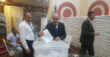 بدء فرز أصوات الناخبين فى انتخابات نقابة المحامين على مقعد النقيب    