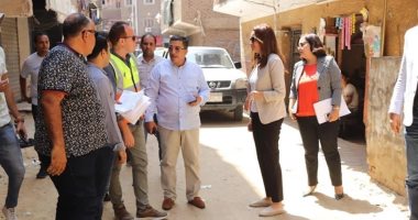 نائب محافظ الجيزة تتفقد مشروعات التطوير بشوارع بولاق الدكرور