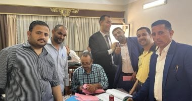 إقبال كبير من محامي أسيوط على انتخابات منصب النقيب العام.. صور
