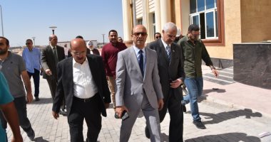 المنشاوى يتابع أعمال تأثيث وتجهيز مقر جامعة أسيوط الأهلية قبل بدء الدراسة