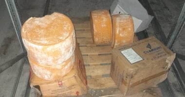 "تموين الإسكندرية" تضبط مصنعا لحيازته مواد غذائية وخامات منتهية الصلاحية