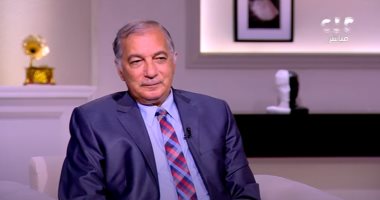 عميد كلية صيدلة جامعة السادات سابقا: "عشقي للكيمياء سبب براعتي في مجالي"