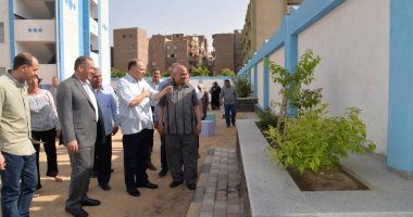محافظ أسيوط يتفقد مدرستي 30 يونيو الرسمية لغات واللواء نبيل العزبي الابتدائية