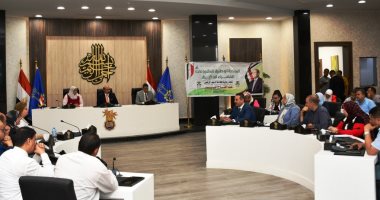 جامعة أسوان تشارك فى اجتماع اللجنة التنفيذية للمشروعات الذكية 