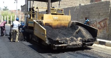 تعرف على مشروعات رصف الشوارع بسوهاج ضمن برنامج التنمية المحلية للصعيد.. صور