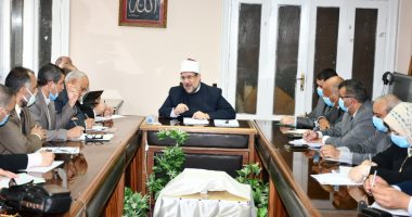 وزير الأوقاف يكرم الأفضل أداء فى تحصيل المستحقات ويؤكد: حق الوقف لا يسقط بالتقادم