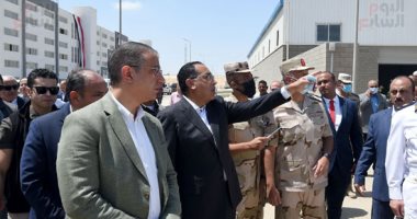رئيس الوزراء: إقامة المجمعات الصناعية تنفيذا لتوجيهات الرئيس السيسي بتعميق التصنيع المحلى وتوفير فرص عمل وتقليل الفاتورة الاستيرادية.. المرحلة الثانية من "حياة كريمة" بالفيوم تبدأ اعتبارا من بداية العام المقبل