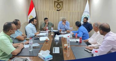 المجلس الطبى للرعاية الصحية بالأقصر يناقش البروتوكولات العلاجية بمنشآت الهيئة