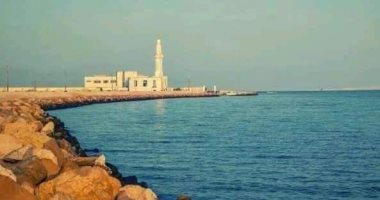 مجمع صناعى عملاق لاستخراج الأملاح شمال بحيرة قارون.. المشروع يوفر 7 آلاف فرصة عمل.. المحافظ يوجه بمراجعة الدراسات البيئية الخاصة بتنفيذه.. ورئيس جهاز شئون البيئة يؤكد ضرورة الاستثمار السياحي بمحميات الفيوم