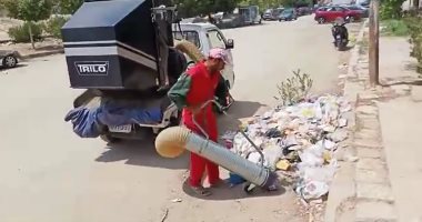 حملة نظافة مكبرة بشوارع حى مصر القديمة
