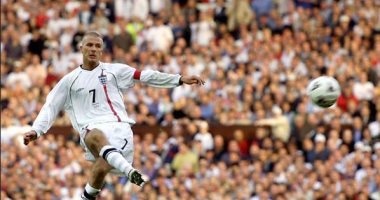 جول مورنينج.. بيكهام يقود إنجلترا لمونديال 2002 بصاروخية فى اليونان