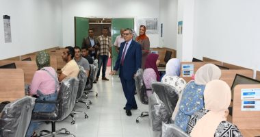 7640 متدربا حصلوا على شهادة أساسيات التحول الرقمى بجامعة قناة السويس 
