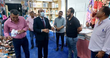 السلع المعروضة داخل محلات مبادرة "أهلاً مدارس" بالأقصر بتخفيض 40%.. صور