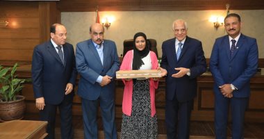 محافظ الجيزة يكرم أوائل الثانوية العامة والأزهرية والدبلومات الفنية والمتميزين