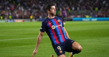 ماركا: برشلونة يرهب بايرن ميونخ بالبولندى ليفاندوفسكي قبل مواجهة الغد