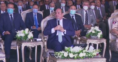 السيسى لـ"المصريين": "حط كتفك فى ضهر بلدك واوعى حد يضيع حلمك ويحبطك"