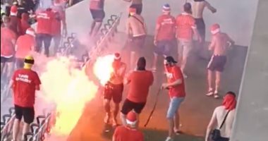 تأجيل مباراة نيس وكولن فى دورى المؤتمر الأوروبى لمدة ساعة بسبب أعمال الشغب