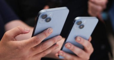 "إيف" ابنة ستيف جوبز تسخر من أيفون 14 على إنستغرام